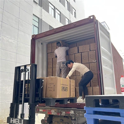 Loingsiú Lámhainní Leathar Mens Críochnaithe go rathúil Do Chliaint Thar Lear